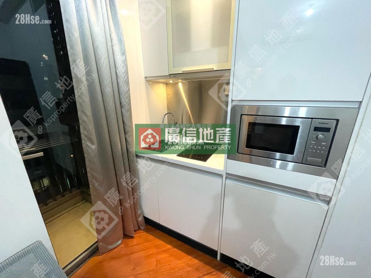 Park Ivy Sell Studio , 1 Bathroom 256 ft²