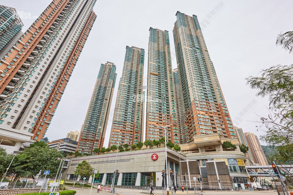 城中駅 售盘 3 房 , 2 浴室 633 平方尺