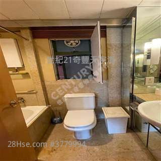 Vista Paradiso Sell 3 Bedrooms , 2 Bathrooms 733 ft²