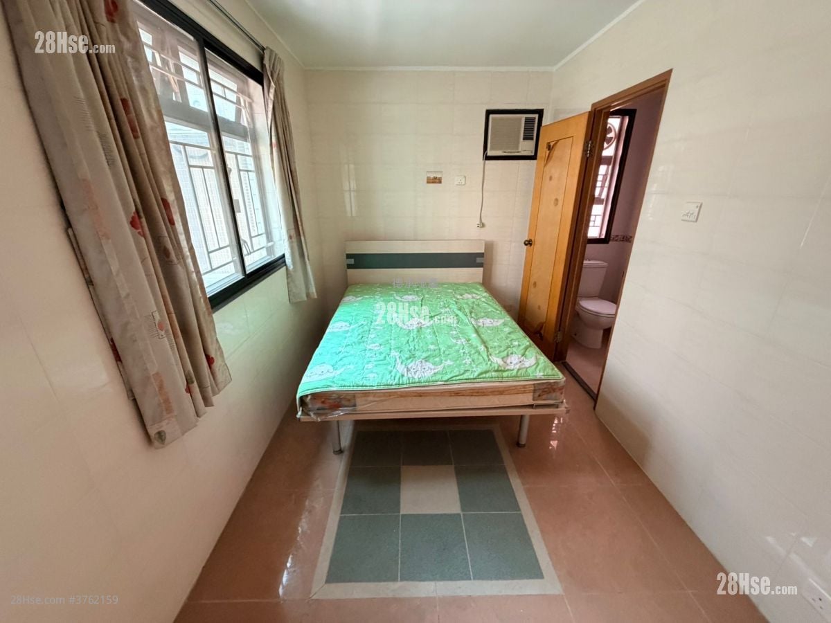 村屋 租盘 2 房 , 2 浴室