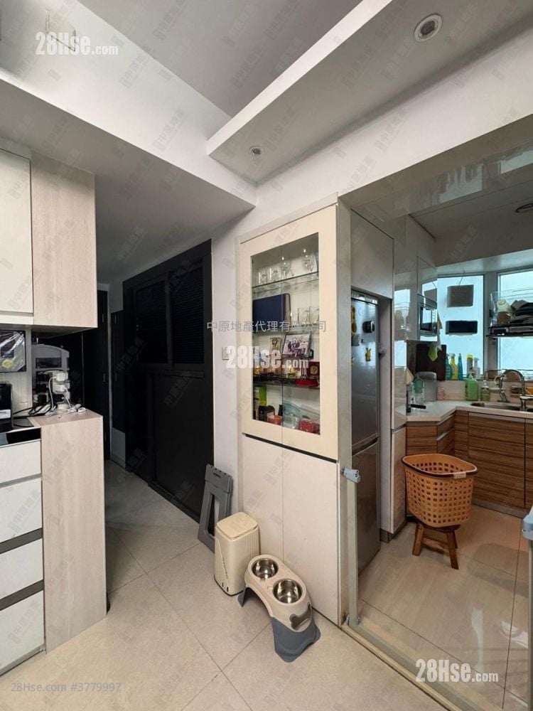 致蓝天 售盘 3 房 , 2 浴室 761 平方尺