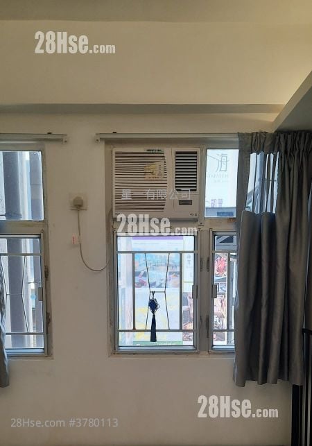 Kiu Yip Building Rental Studio , 1 Bathroom 140 ft²