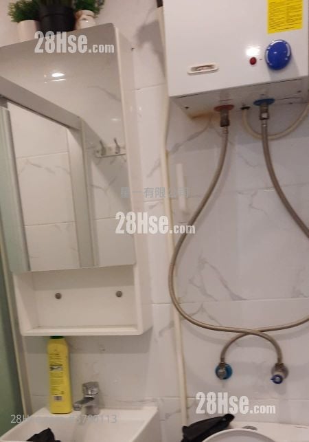 Kiu Yip Building Rental Studio , 1 Bathroom 140 ft²