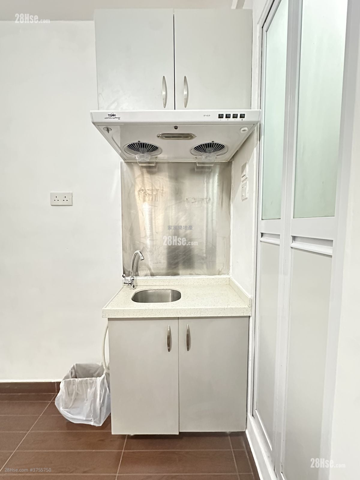 唐楼 租盘 1 房 , 1 浴室 160 平方尺