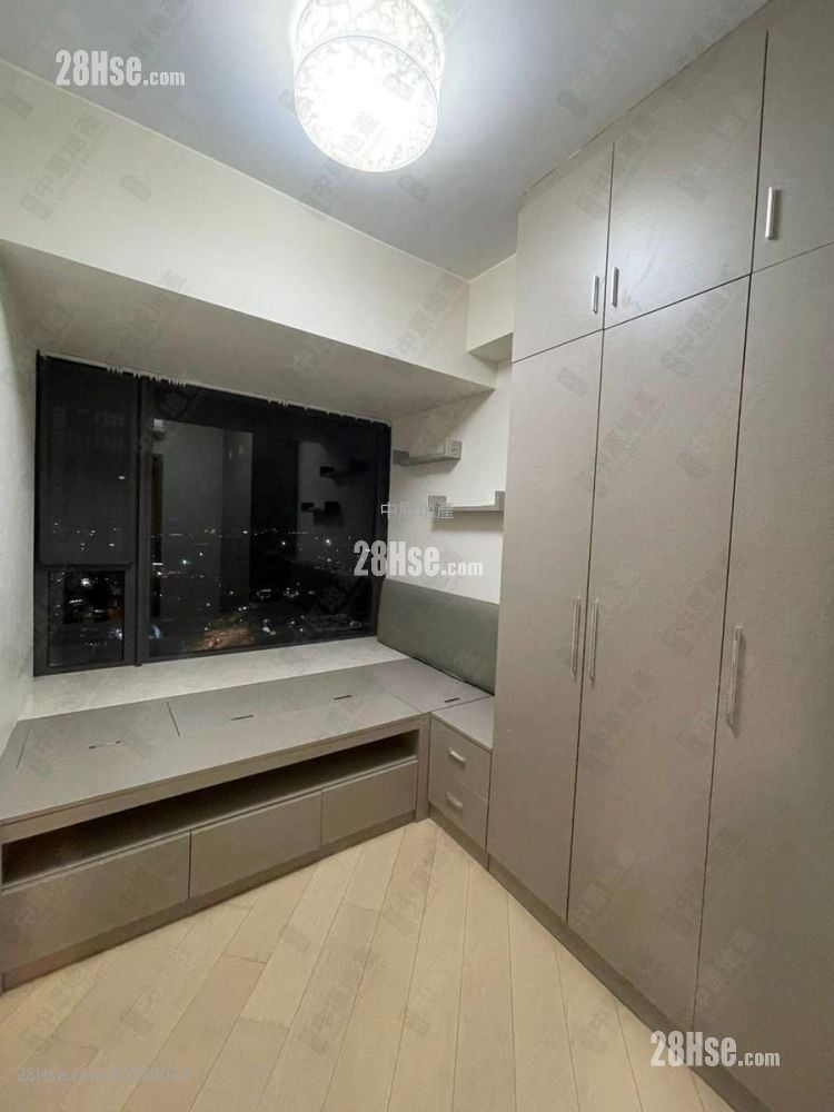 Park Signature Sell 5+ Bedrooms , 3 Bathrooms 954 ft²