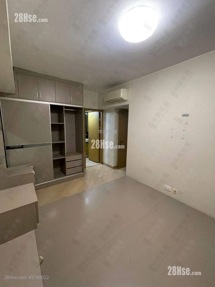 Park Signature Sell 5+ Bedrooms , 3 Bathrooms 954 ft²