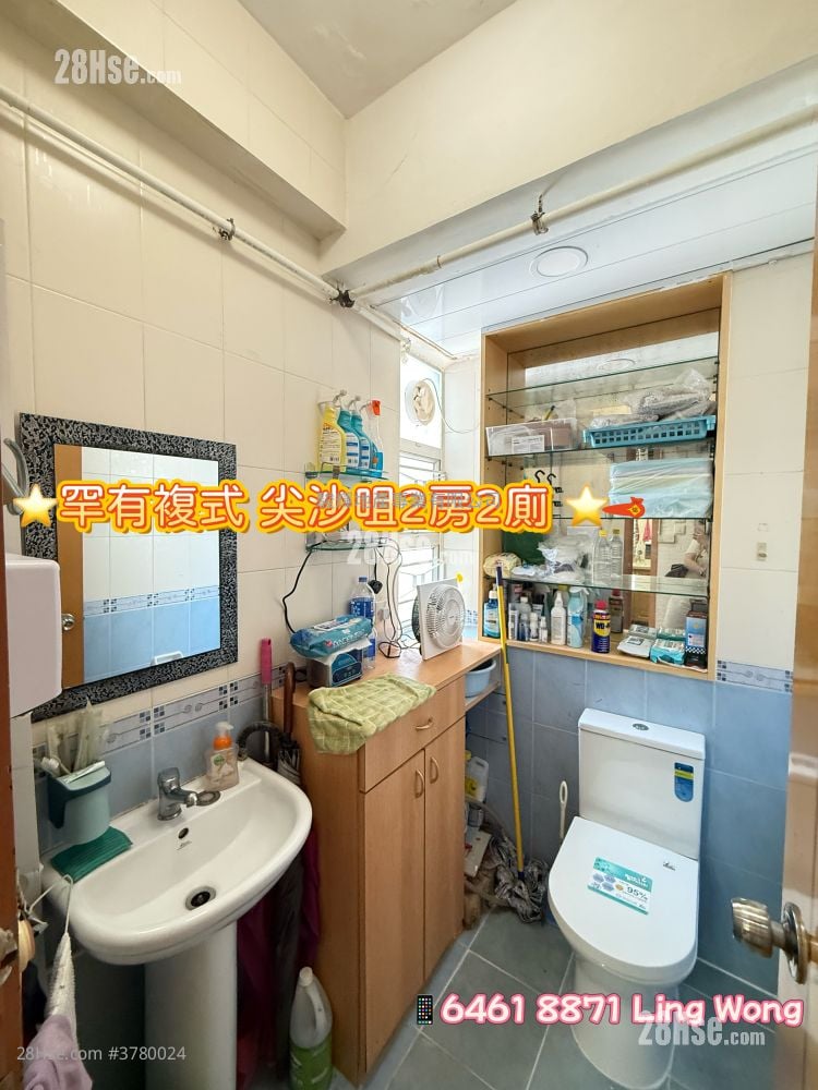 Dorfu Court Sell 2 Bedrooms , 2 Bathrooms 690 ft²