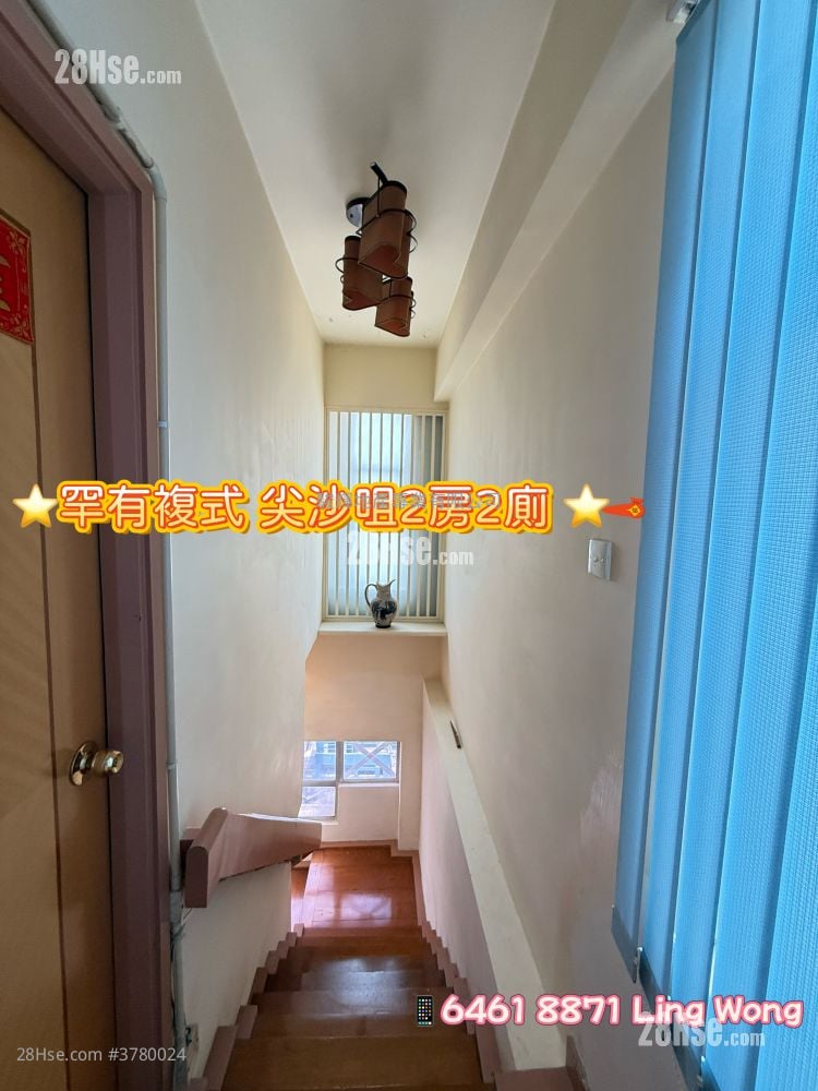 Dorfu Court Sell 2 Bedrooms , 2 Bathrooms 690 ft²