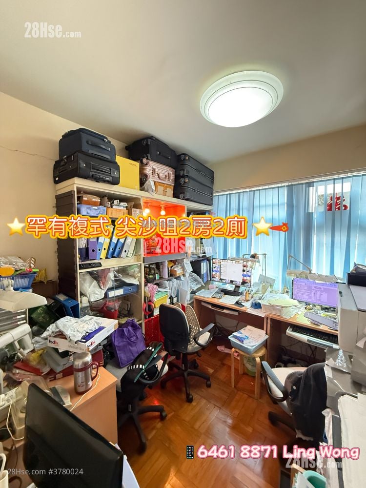 Dorfu Court Sell 2 Bedrooms , 2 Bathrooms 690 ft²