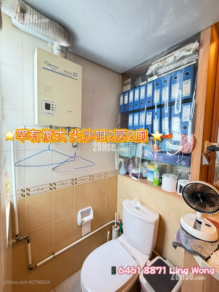 Dorfu Court Sell 2 Bedrooms , 2 Bathrooms 690 ft²