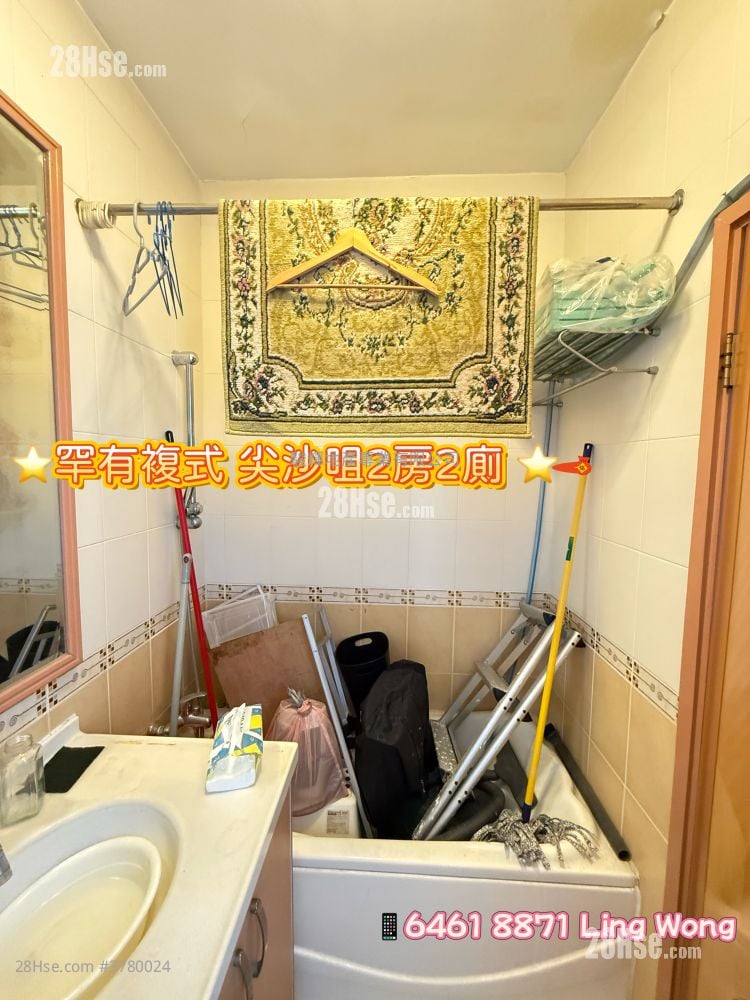 Dorfu Court Sell 2 Bedrooms , 2 Bathrooms 690 ft²