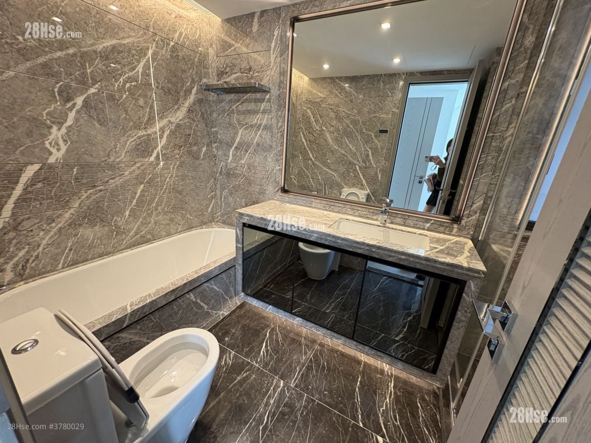 港岛南岸 售盘 3 房 , 3 浴室 972 平方尺