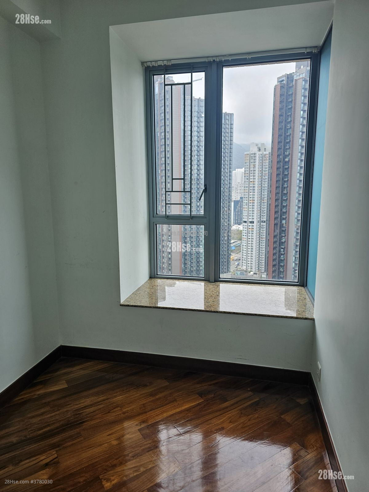 The Palazzo Rental 3 Bedrooms , 2 Bathrooms 689 ft²