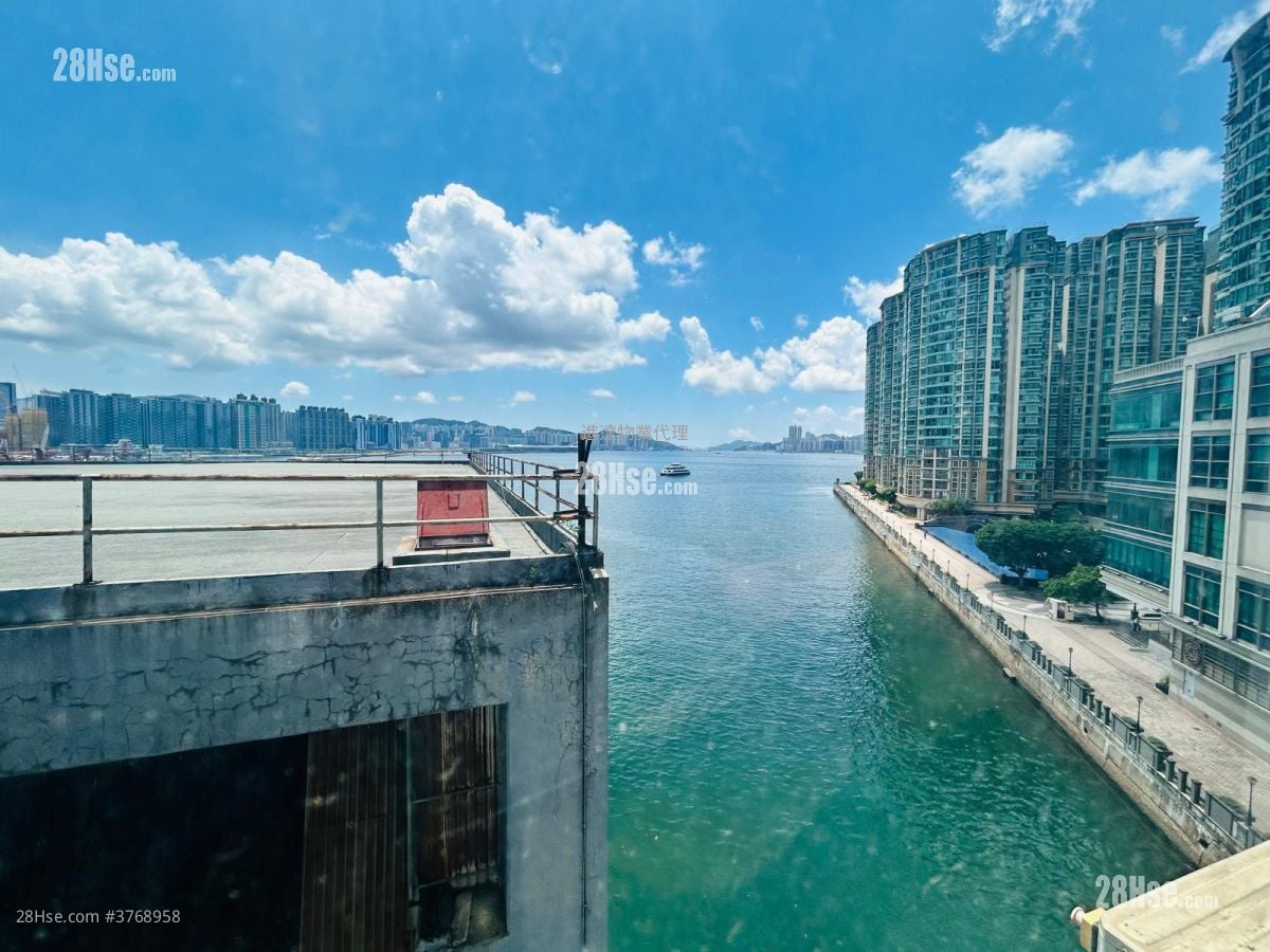 Harbour Centre Rental