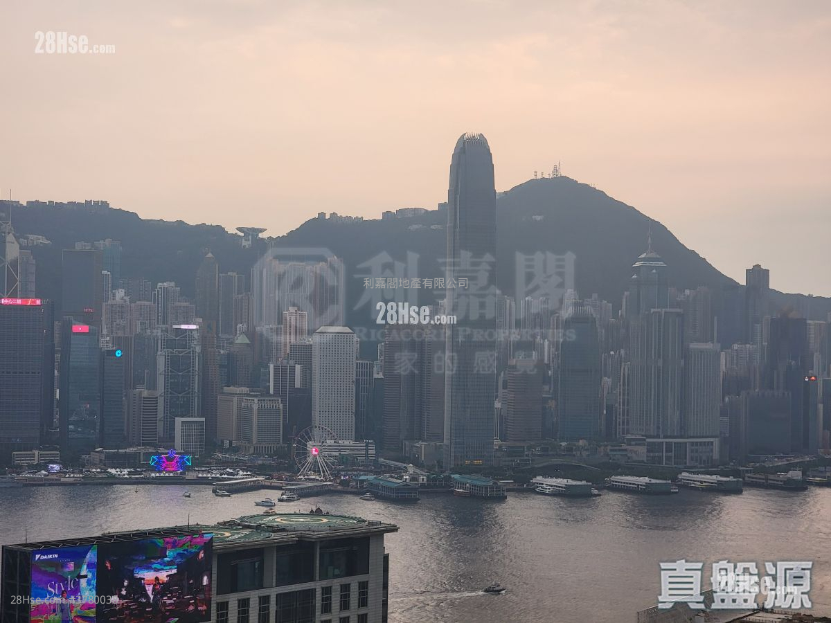 The Masterpiece Rental 3 Bedrooms , 2 Bathrooms 1,182 ft²