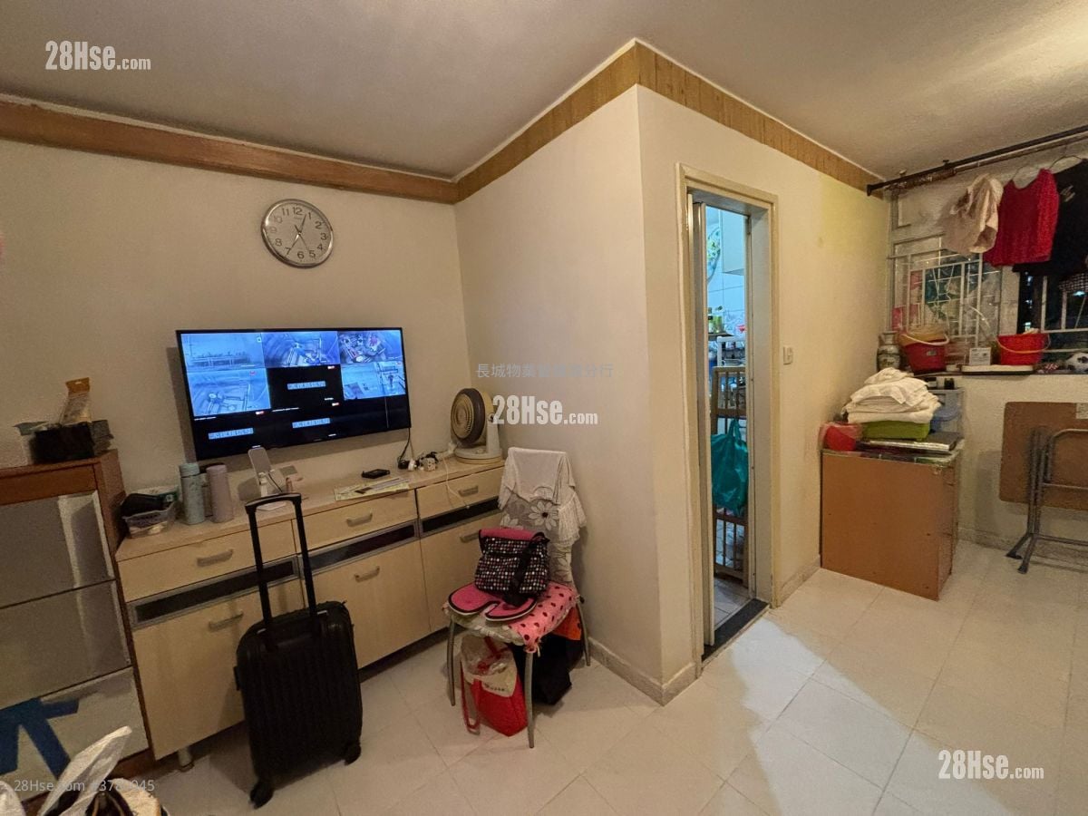 Aldrich Garden Sell 431 ft²