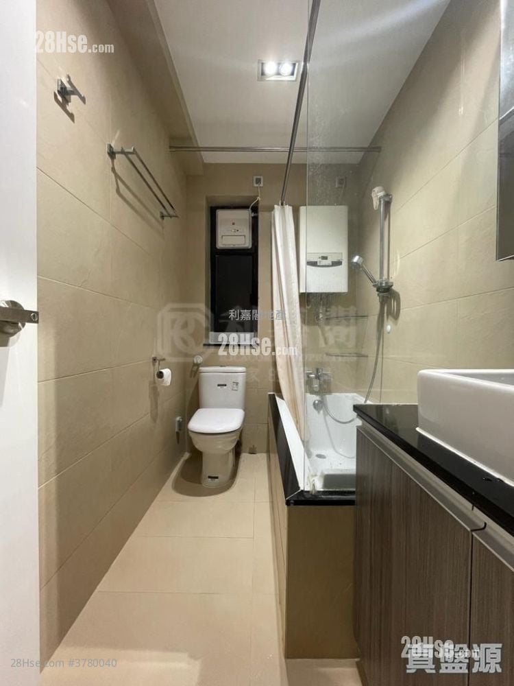 康泽花园 售盘 1 房 , 1 浴室 396 平方尺