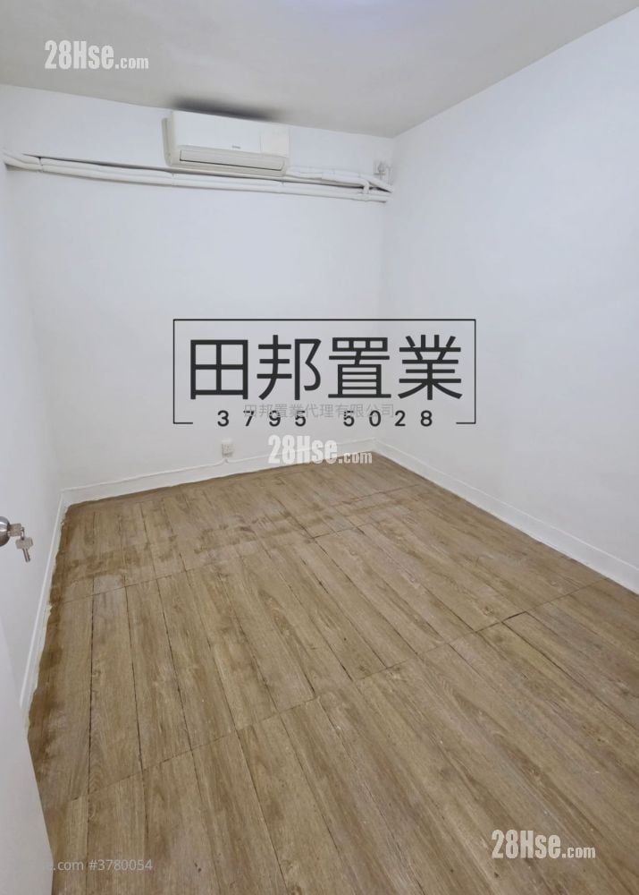 村屋 租盘 2 房 , 1 浴室 700 平方尺