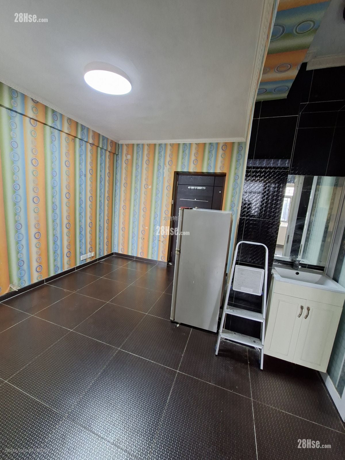 大兴大厦 售盘 2 房 , 1 浴室 380 平方尺