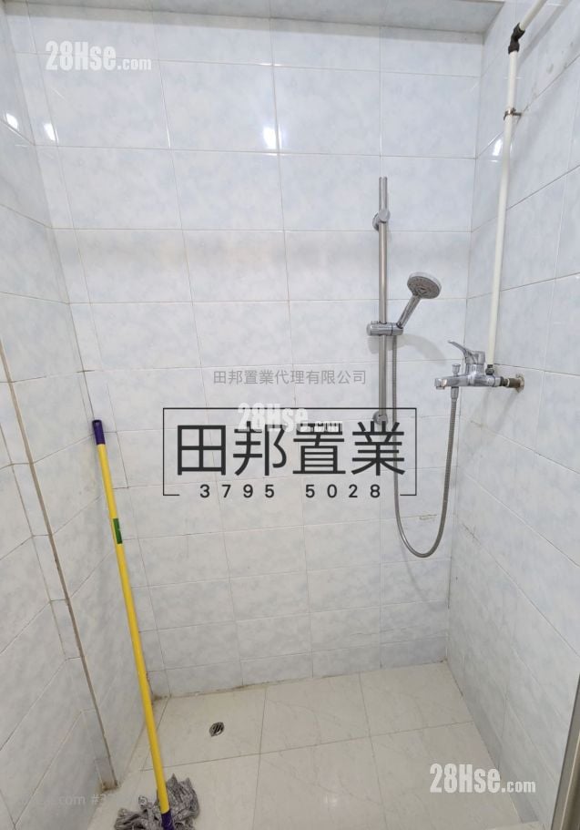 村屋 租盘 2 房 , 1 浴室 700 平方尺