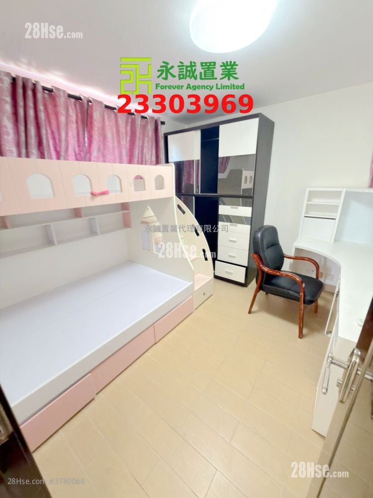 村屋 租盘 4 房 , 2 浴室