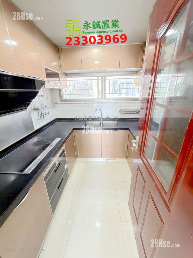 村屋 租盘 4 房 , 2 浴室