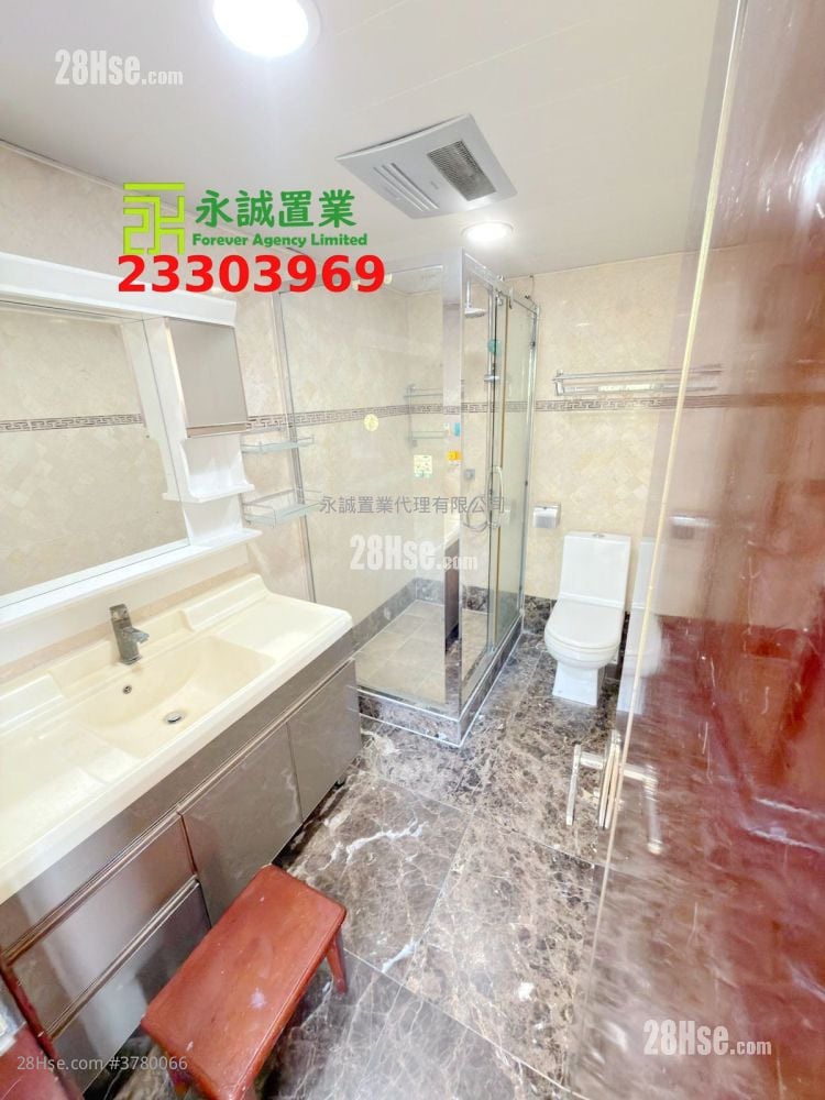 村屋 租盘 4 房 , 2 浴室