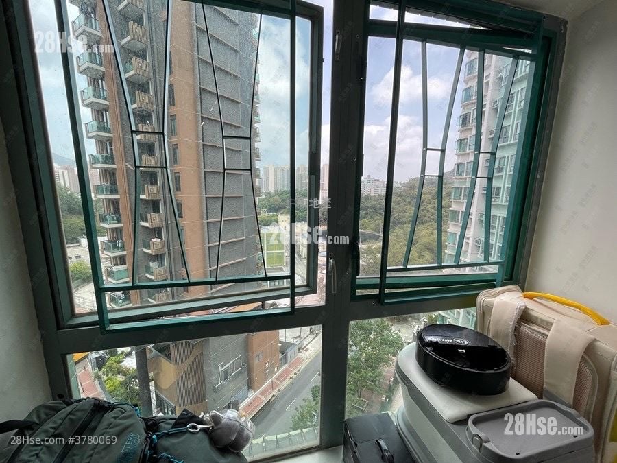 景峰豪庭 售盘 2 房 508 平方尺