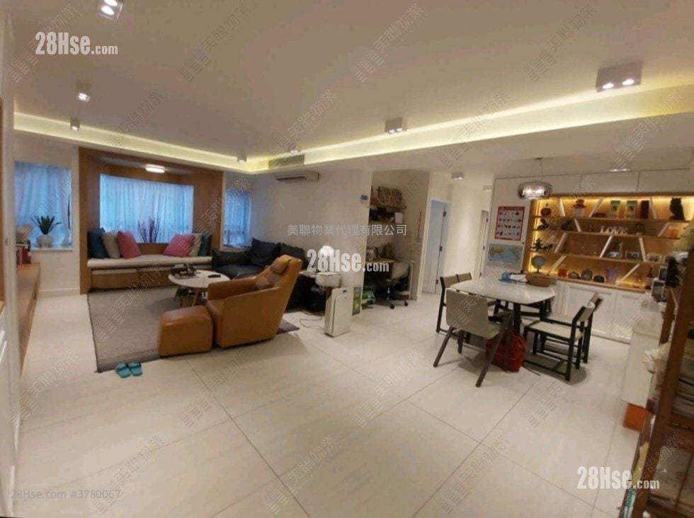 碧华花园 售盘 3 房 , 2 浴室 1,211 平方尺