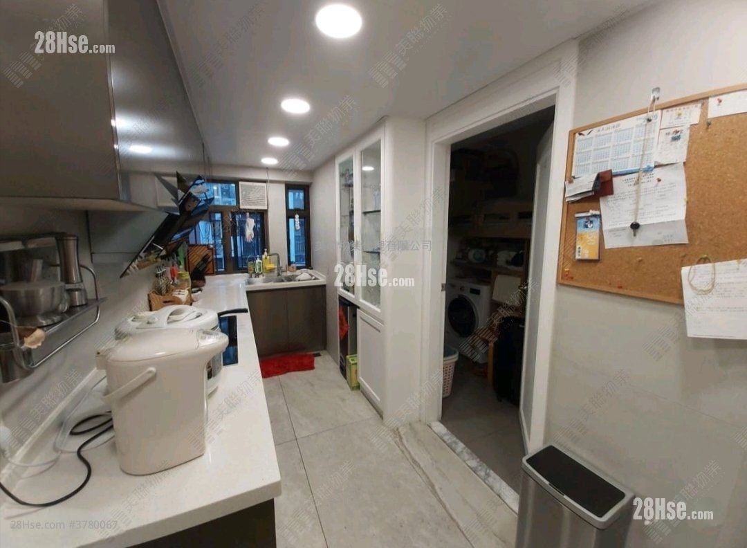 碧华花园 售盘 3 房 , 2 浴室 1,211 平方尺