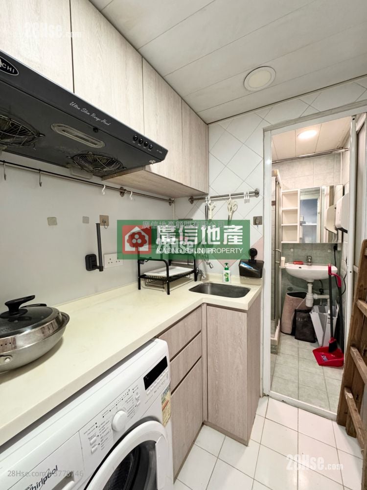 Wah Tak Building Rental 1 Bedroom , 1 Bathroom 231 ft²