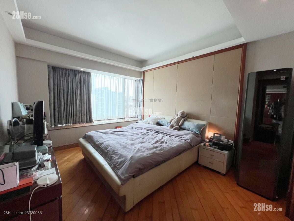 No.1 Ho Man Tin Hill Sell 4 Bedrooms , 2 Bathrooms 1,298 ft²