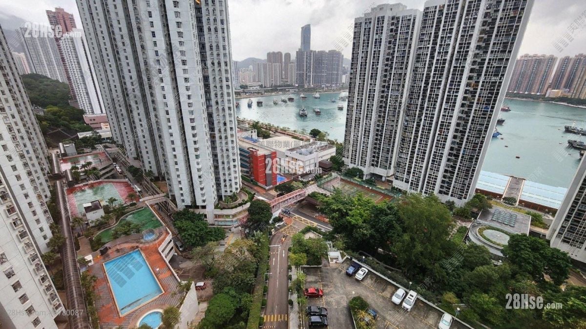 Greenview Court Sell 3 Bedrooms 703 ft²