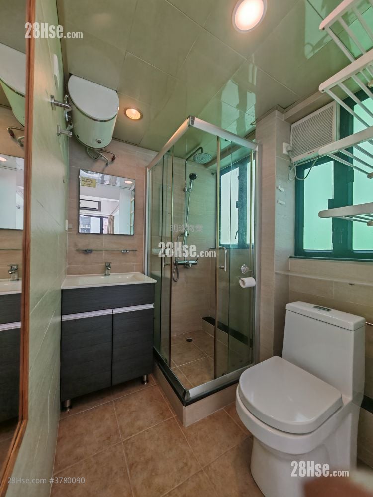 明仁大厦 租盘 1 房 , 2 浴室 687 平方尺