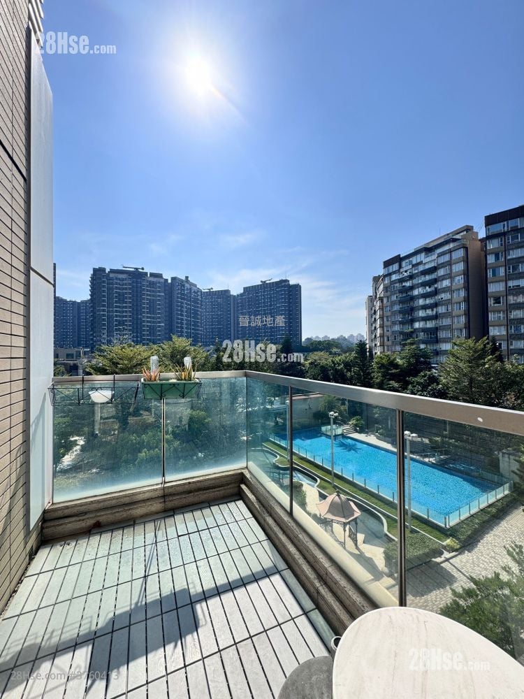 星堤 售盘 4 房 , 3 浴室 1,879 平方尺