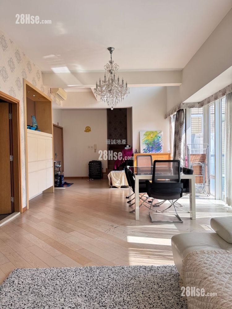 星堤 售盘 4 房 , 3 浴室 1,879 平方尺