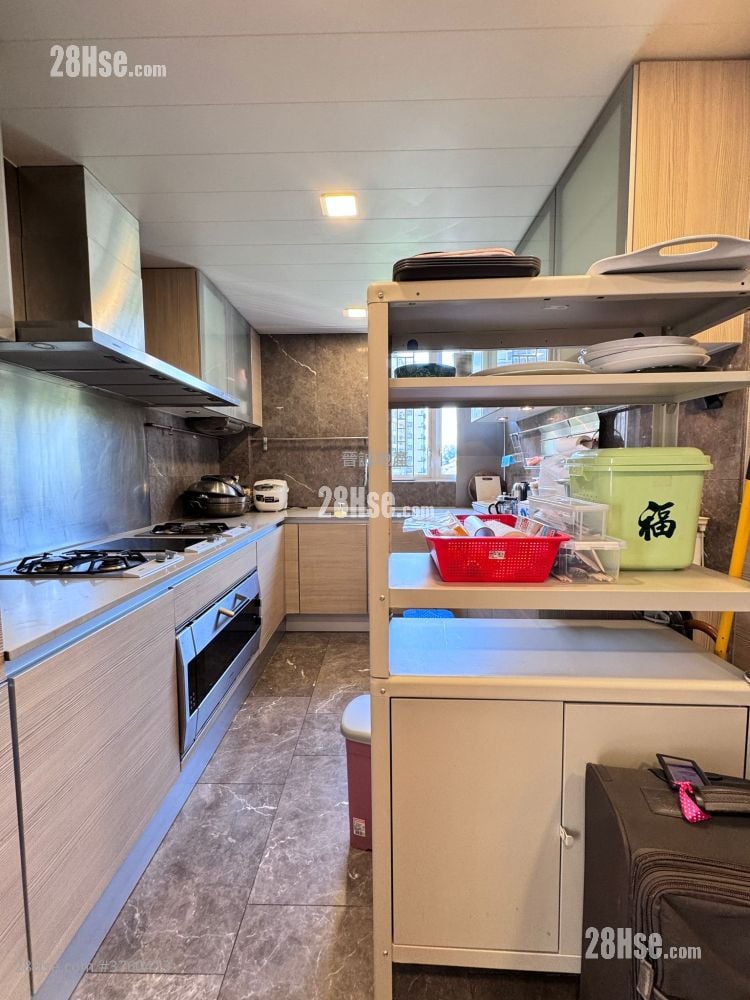 星堤 售盘 4 房 , 3 浴室 1,879 平方尺