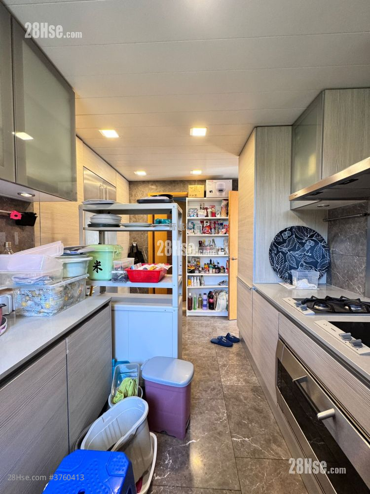 星堤 售盘 4 房 , 3 浴室 1,879 平方尺