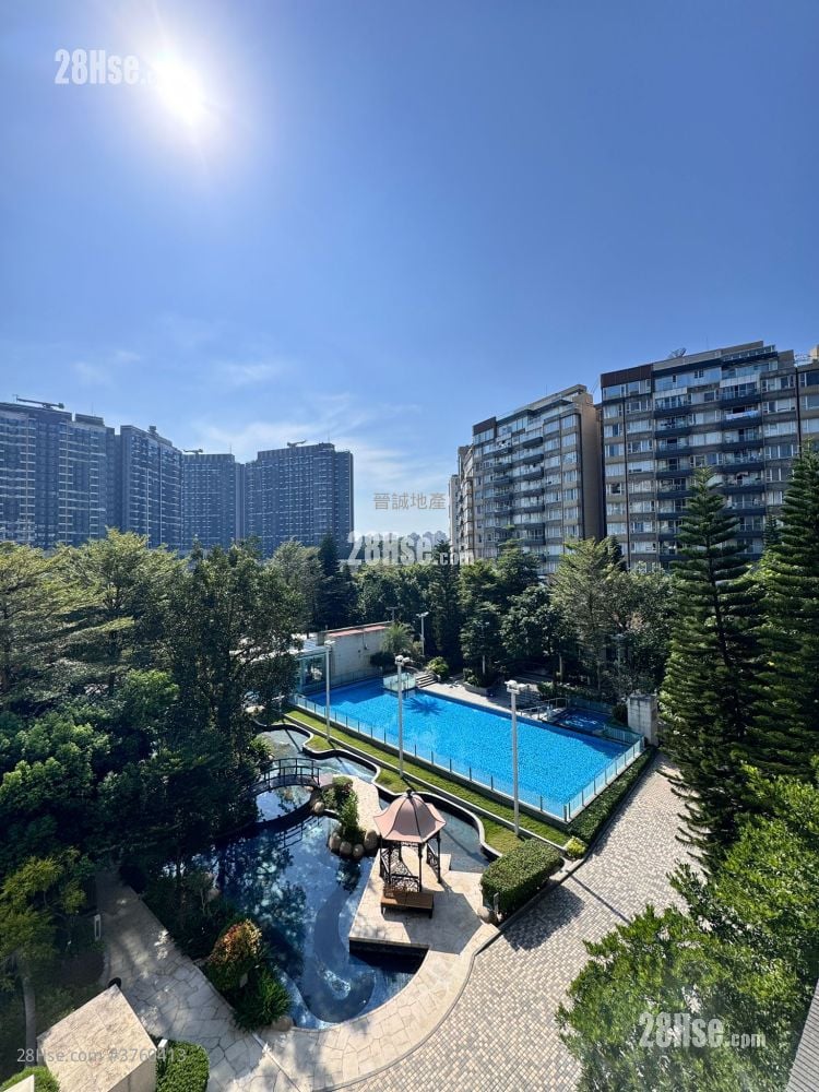 星堤 售盘 4 房 , 3 浴室 1,879 平方尺