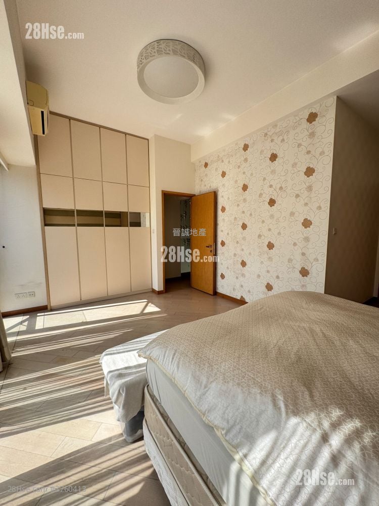 星堤 售盘 4 房 , 3 浴室 1,879 平方尺