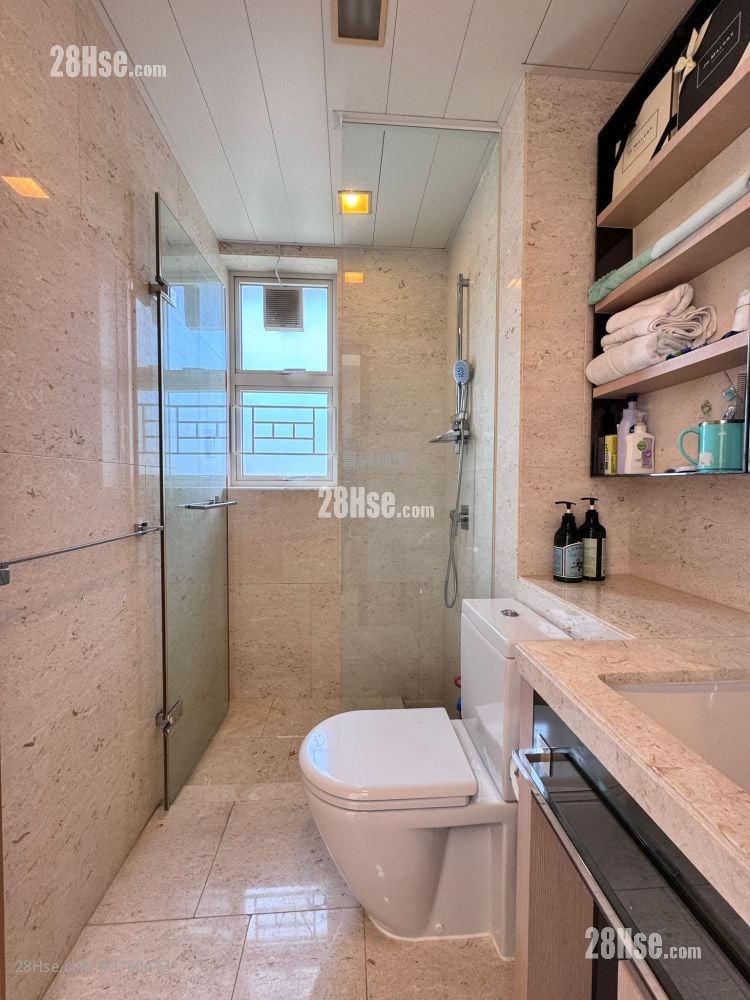 星堤 售盘 4 房 , 3 浴室 1,879 平方尺