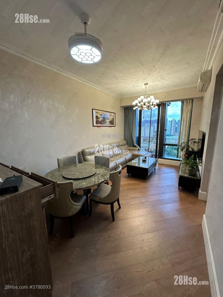 高尔夫御苑 租盘 3 房 , 3 浴室 967 平方尺