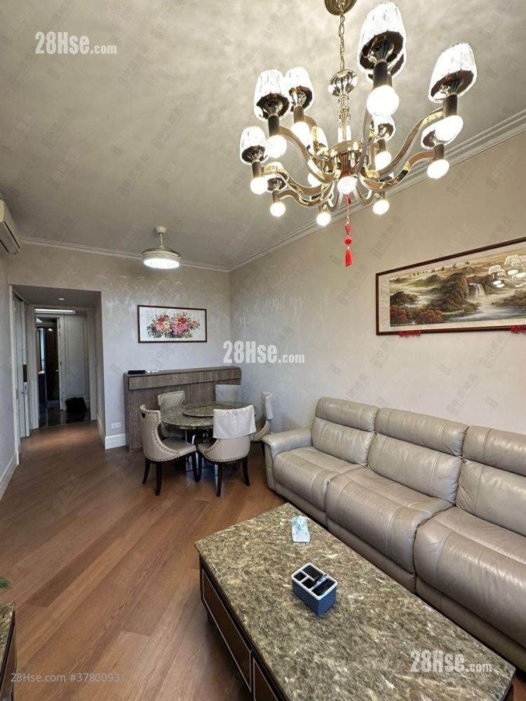 高尔夫御苑 租盘 3 房 , 3 浴室 967 平方尺