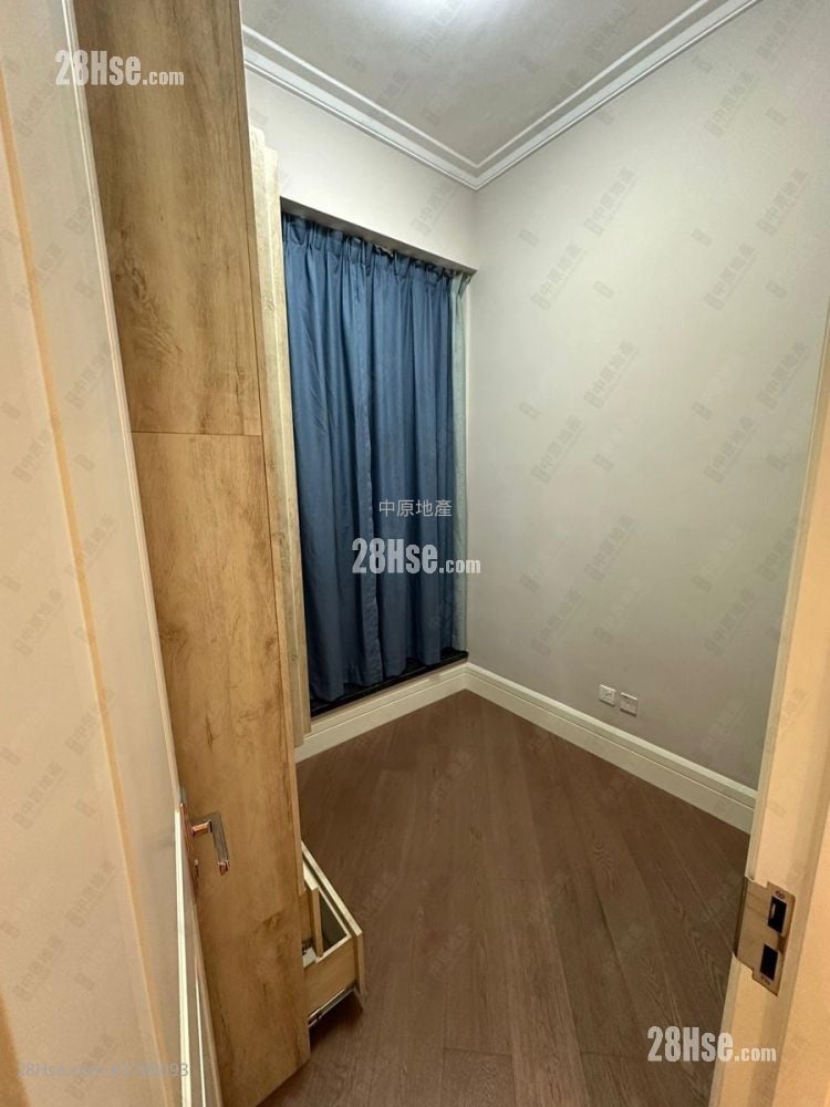 高尔夫御苑 租盘 3 房 , 3 浴室 967 平方尺