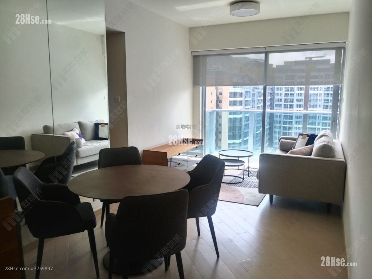 峻峦 售盘 3 房 , 2 浴室 716 平方尺