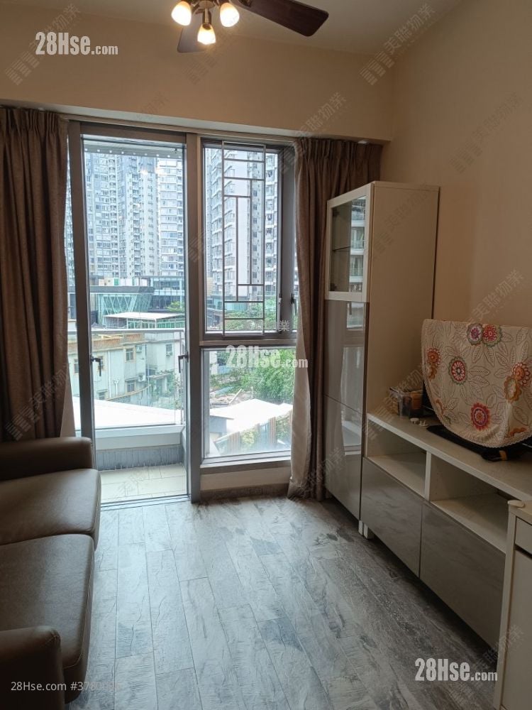 The Reach Rental 3 Bedrooms , 2 Bathrooms 660 ft²