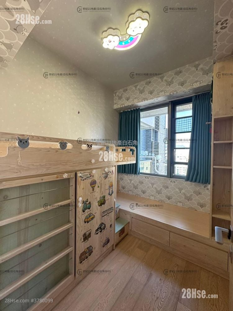 Solaria Rental 3 Bedrooms , 2 Bathrooms 832 ft²