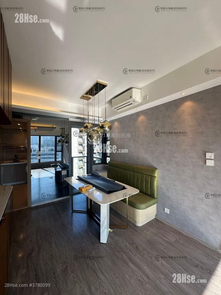 Solaria Rental 3 Bedrooms , 2 Bathrooms 832 ft²