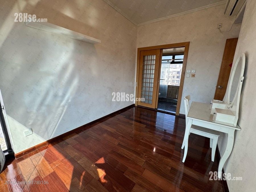 豪峰岭 售盘 4 房 , 3 浴室 929 平方尺