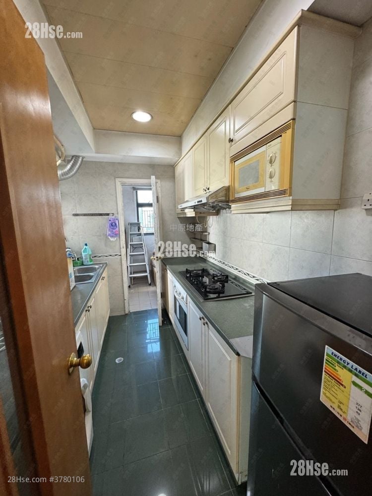 豪峰岭 售盘 4 房 , 3 浴室 929 平方尺